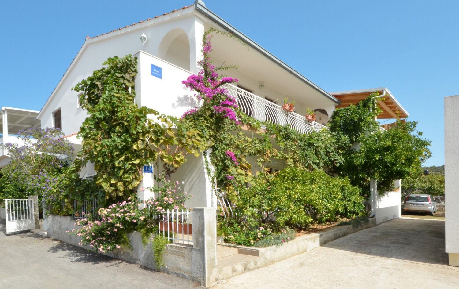 Apartments Paz Vinišće 外观 照片