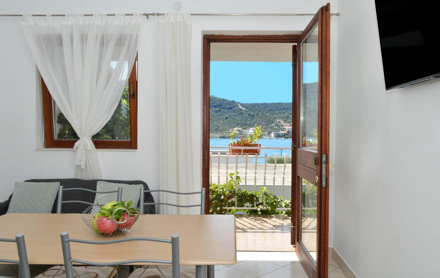 Apartments Paz Vinišće 外观 照片